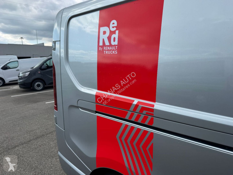 Véhicule utilitaire Renault L2H1 3T BLUE DCI...