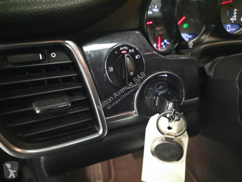 Véhicule utilitaire Porsche PANAMERA 3.0 V6 TDI...
