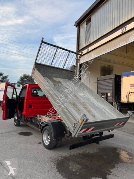 عربة نفعية Iveco
