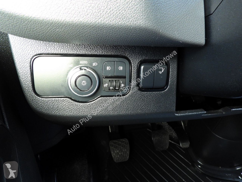 Autoutilitară Mercedes 23RANSIT