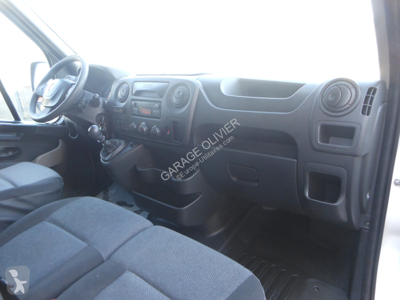 Véhicule utilitaire Renault Châssis Cabine...