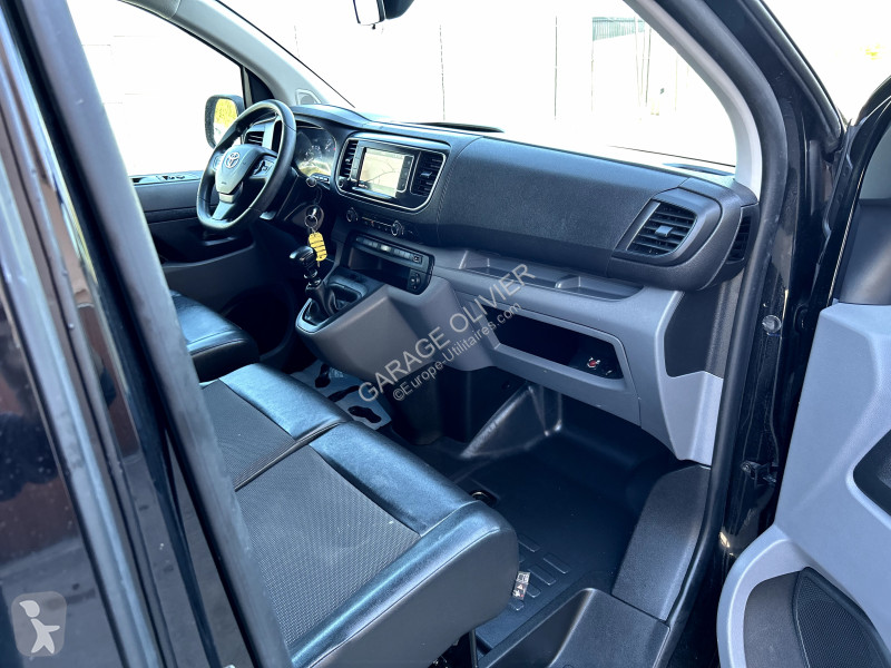 Véhicule utilitaire Toyota Proace Médium 1.5...