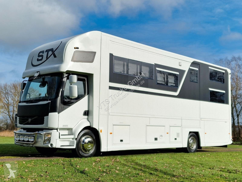 Véhicule utilitaire Volvo FL 290 STX BUFFL...