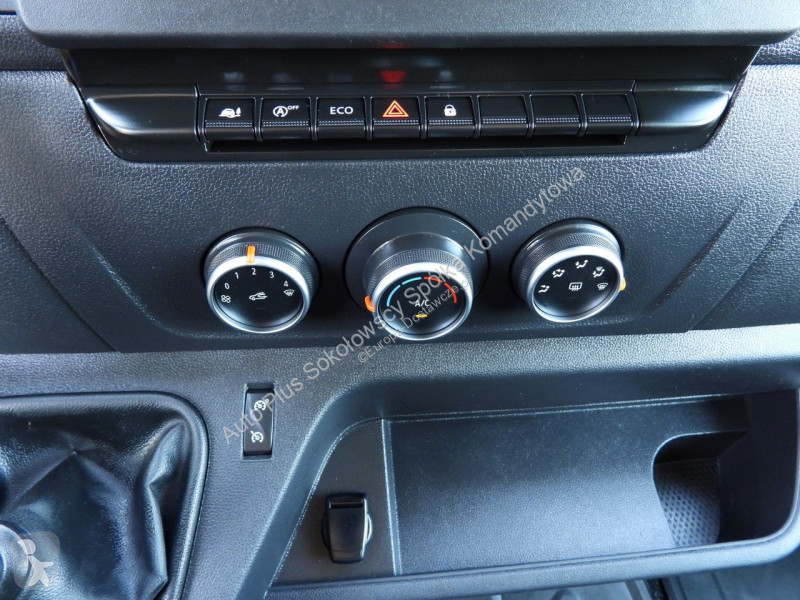 عربة نفعية Renault  MASTER