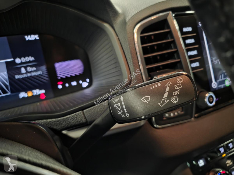 Samochód dostawczy Skoda KAROQ 2.0 TDI SCR -...