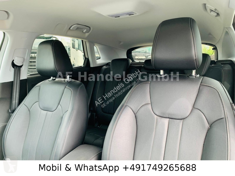 Samochód dostawczy Opel Business Innovation 2.0...