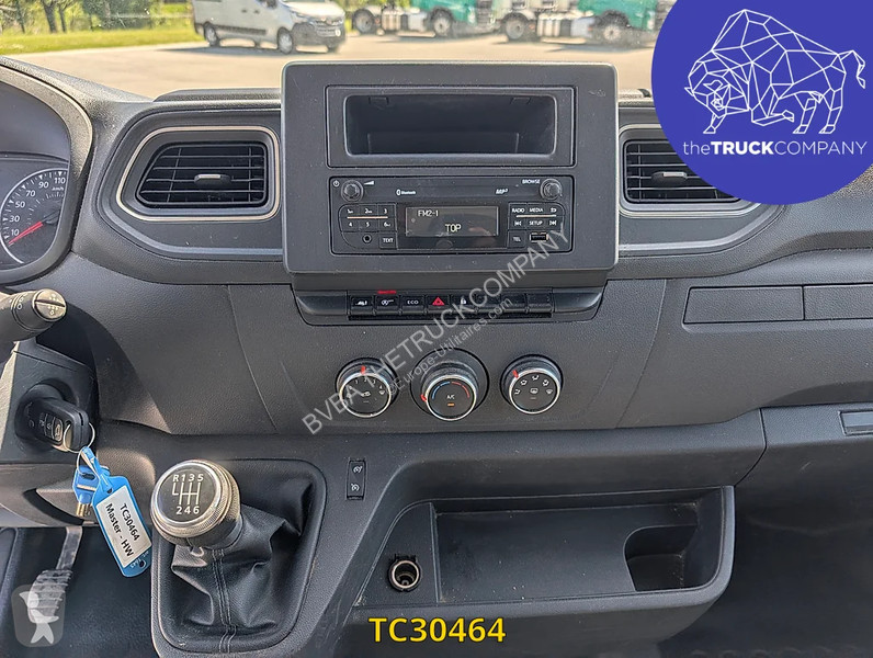 Samochód dostawczy Renault 145.35 nacelle klubb
