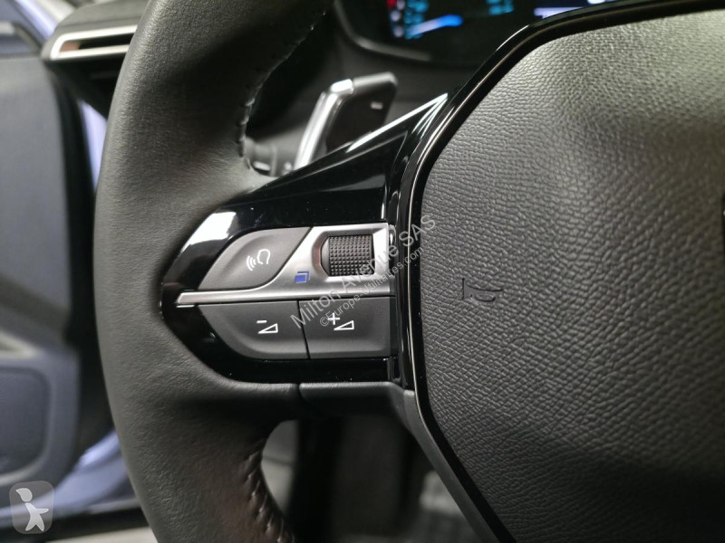 Peugeot 2008 1.2i Hybrid - 136 - BV e-DCS6  II...