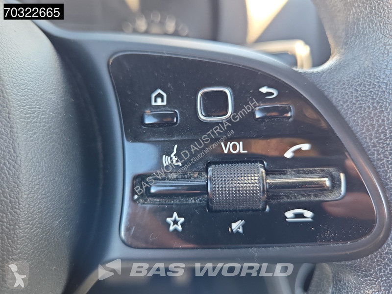 عربة نفعية Mercedes 215 CDI Automatik 150PS...