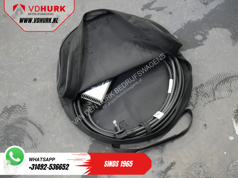 عربة نفعية Ford 2.5 PHEV 225 pk ST-Line LED/...