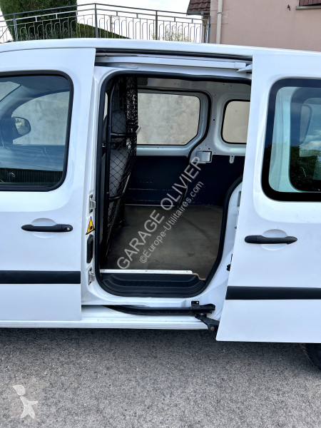 Véhicule utilitaire Renault Maxi Grand Volume...