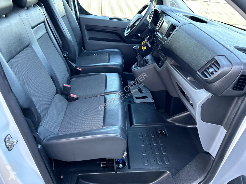 Véhicule utilitaire Peugeot Long 2.0 Bluehdi...