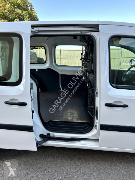 Véhicule utilitaire Renault Maxi Grand Volume...