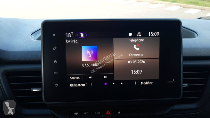 Véhicule utilitaire Renault  TRAFIC CABINE...