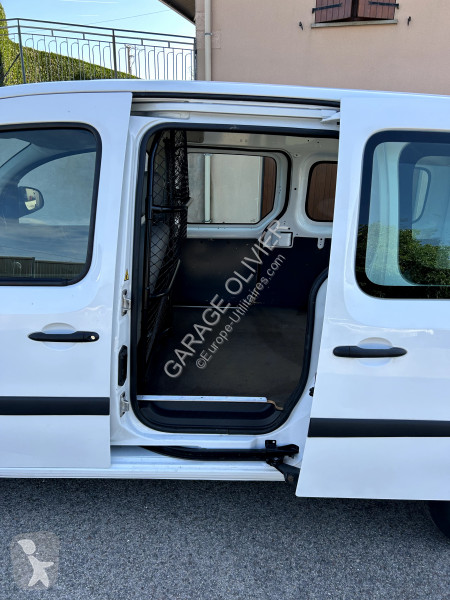 عربة نفعية Renault Maxi Grand Volume 1.5 Blue...