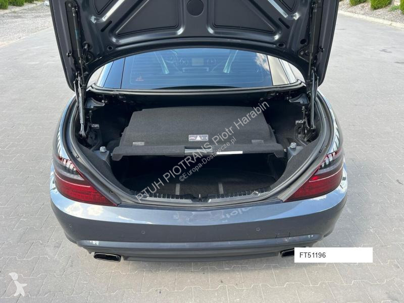 Samochód dostawczy Mercedes SLK 200
