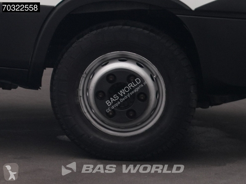 Véhicule utilitaire Iveco 70C18 3.0L Lamberet...