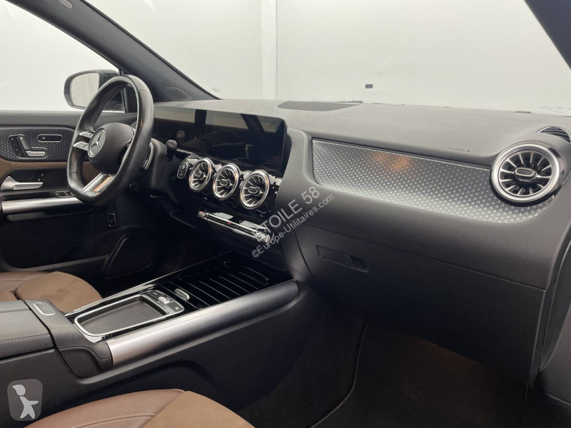 Samochód dostawczy Mercedes GLA 200 d 8G-DCT