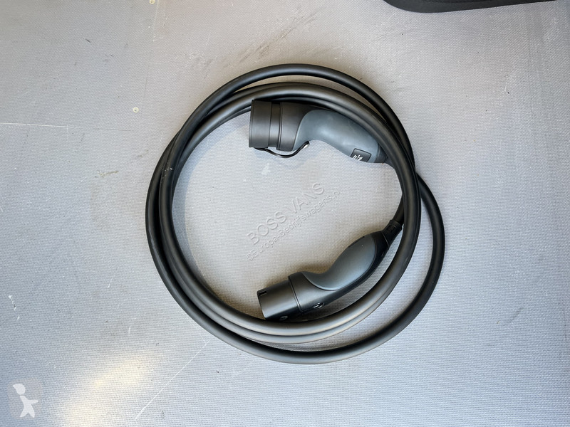 Furgoneta Mercedes 112 51kWh L2 284 WLTP 98%...