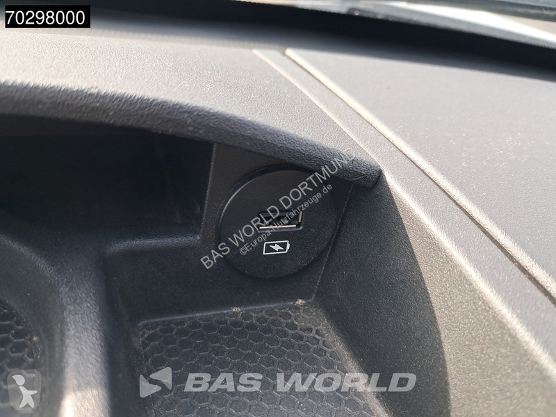 Véhicule utilitaire Iveco 35S14 L2H2 3,5t...
