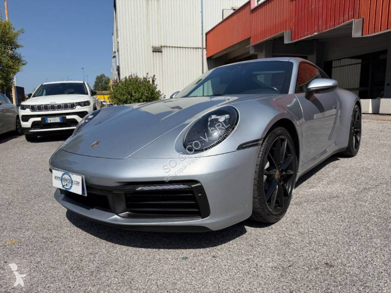 Véhicule utilitaire Porsche