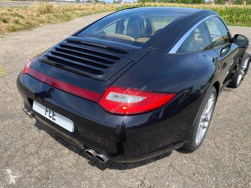 Véhicule utilitaire Porsche