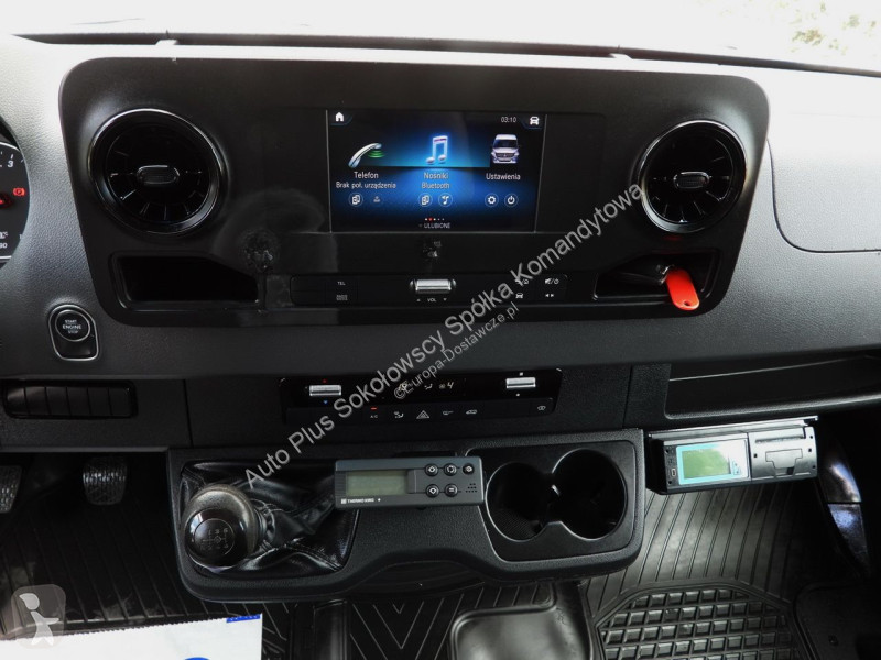 Коммерческий автомобиль Mercedes 25OXER