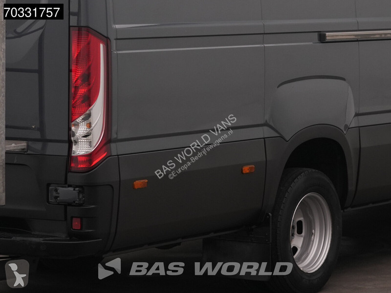 Лекотоварен автомобил Iveco 35C18 3.0L Automaat...
