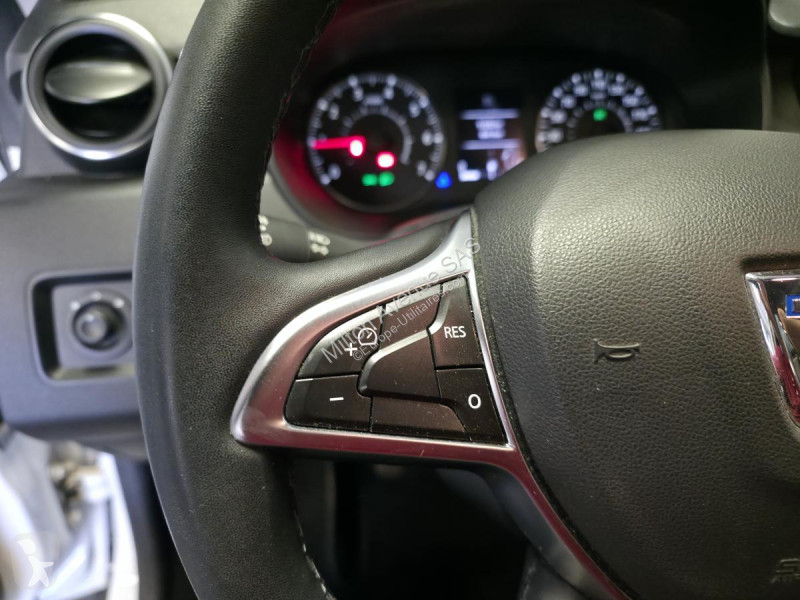 Samochód dostawczy Dacia DUSTER 1.5 Blue dCi -...