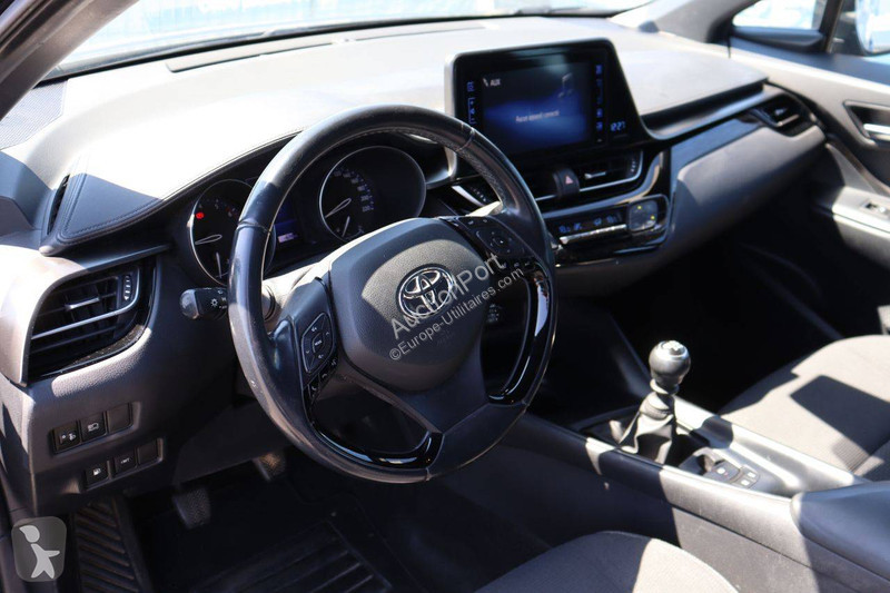 Autoutilitară Toyota