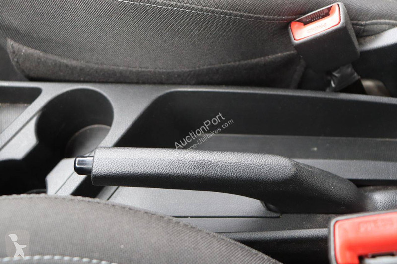 عربة نفعية Hyundai i10