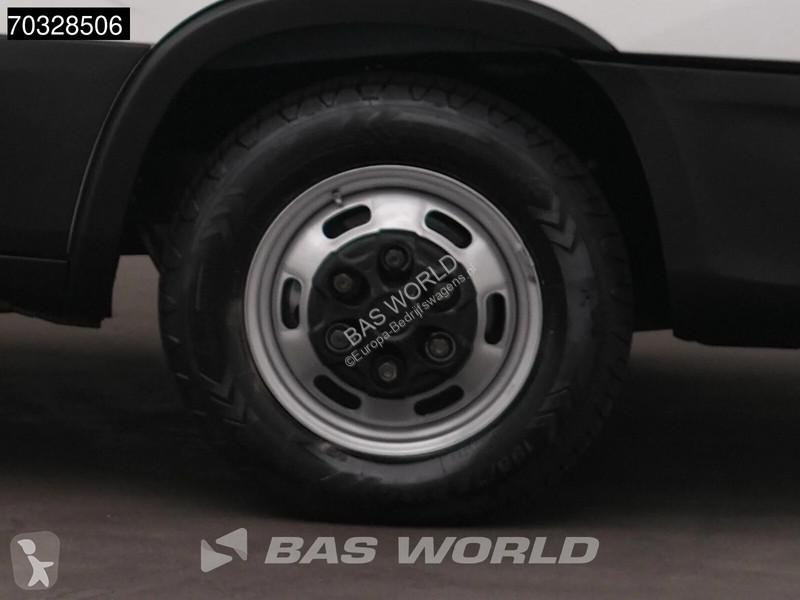 Лекотоварен автомобил Iveco 35C16 3.0L Automaat...