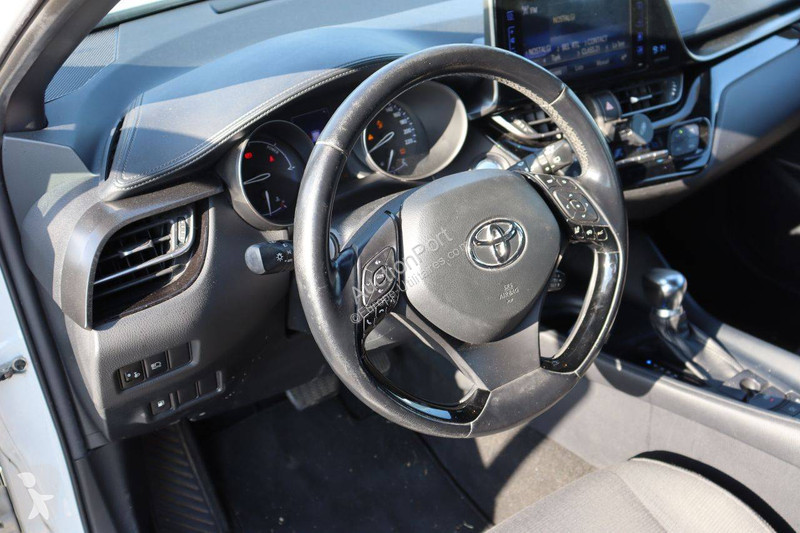 Autoutilitară Toyota Hybrid