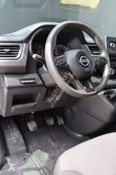 Furgoneta Nissan