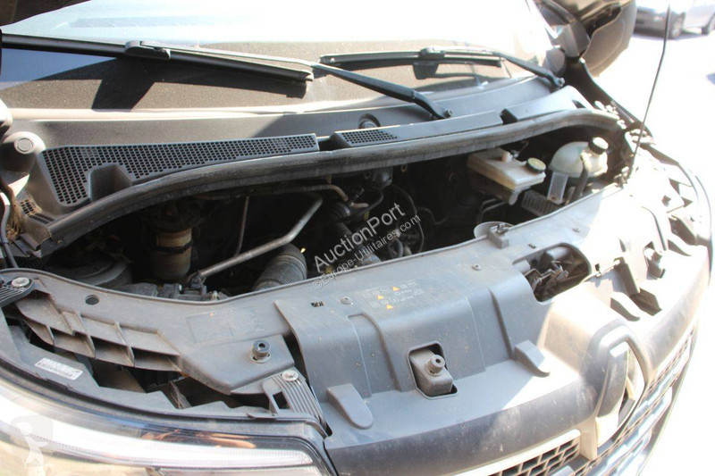 عربة نفعية Renault Crossover