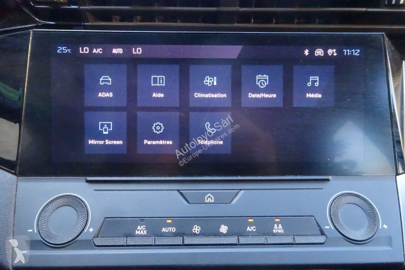 عربة نفعية Peugeot BREAK 1,5 HDI 131