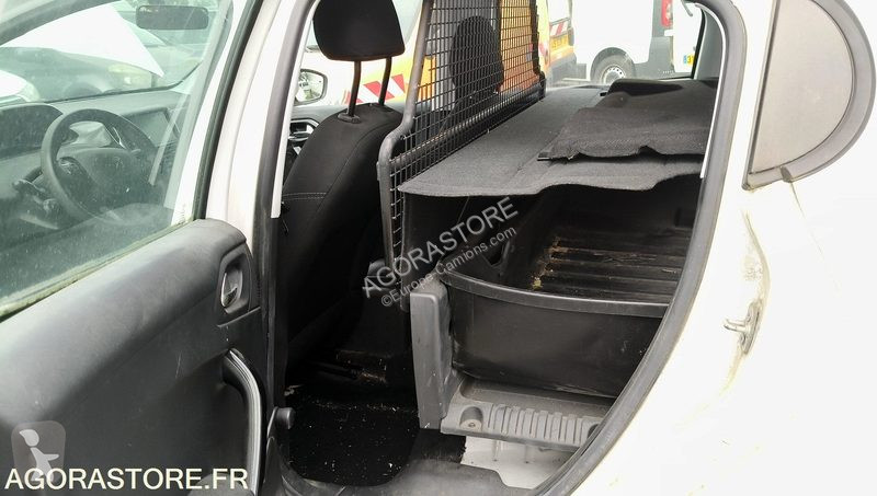 Nyttofordon Peugeot 208