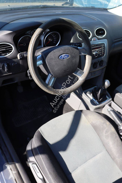 Véhicule utilitaire Ford