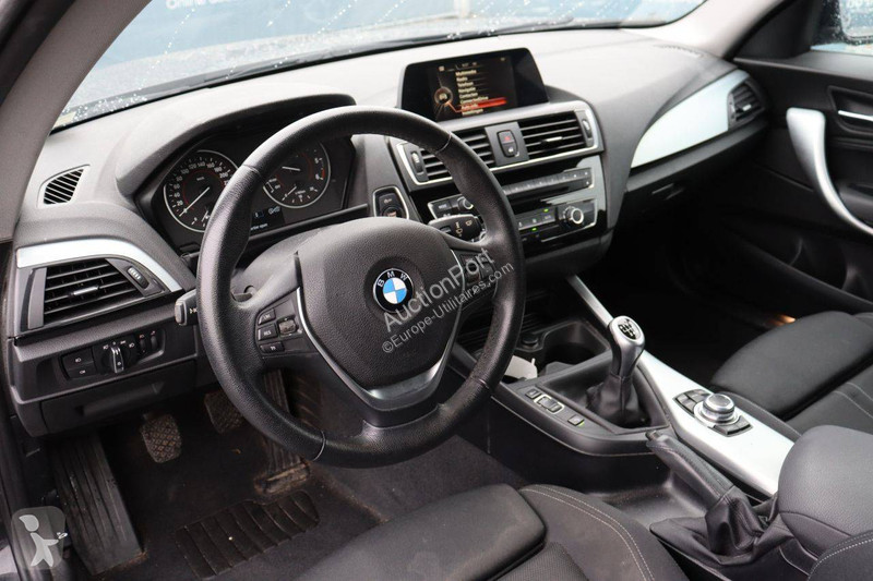 Véhicule utilitaire BMW Sportshatch 116d 1 Serie