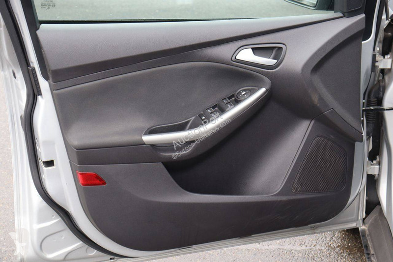 Véhicule utilitaire Ford