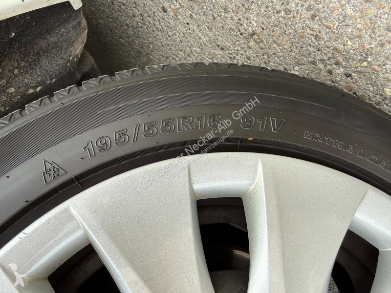 Véhicule utilitaire BMW 118i F21 Advantage 3...
