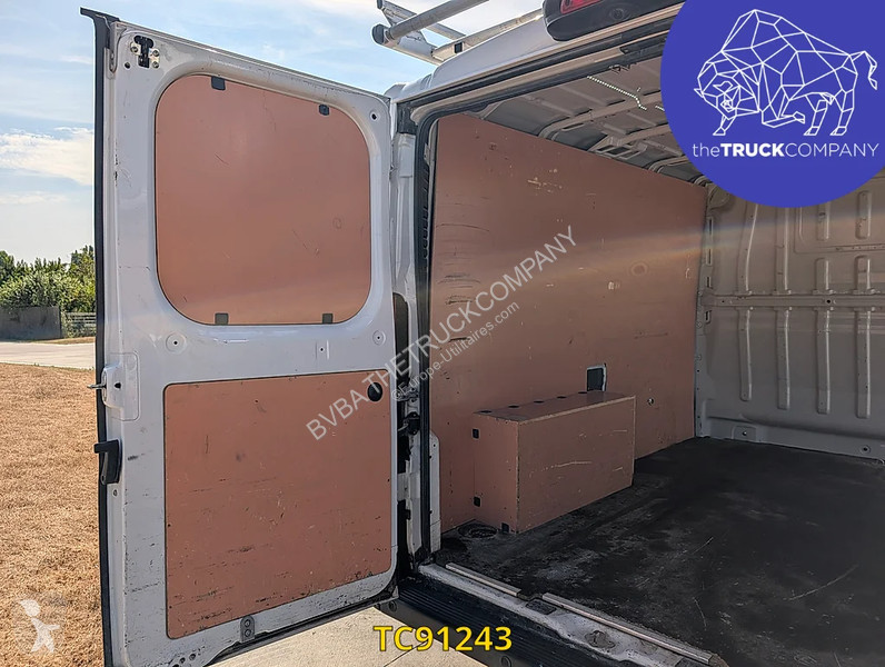 Véhicule utilitaire Citroën Tole L1H1 120 CH CLUB
