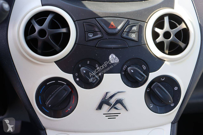 Véhicule utilitaire Ford Ka