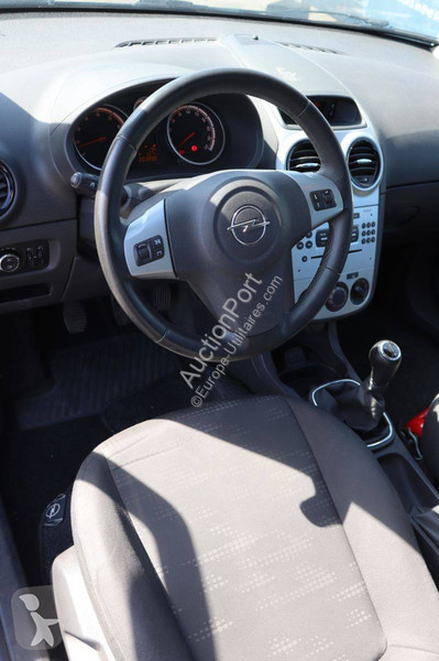 Véhicule utilitaire Opel