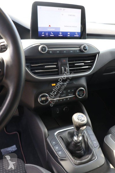 Véhicule utilitaire Ford