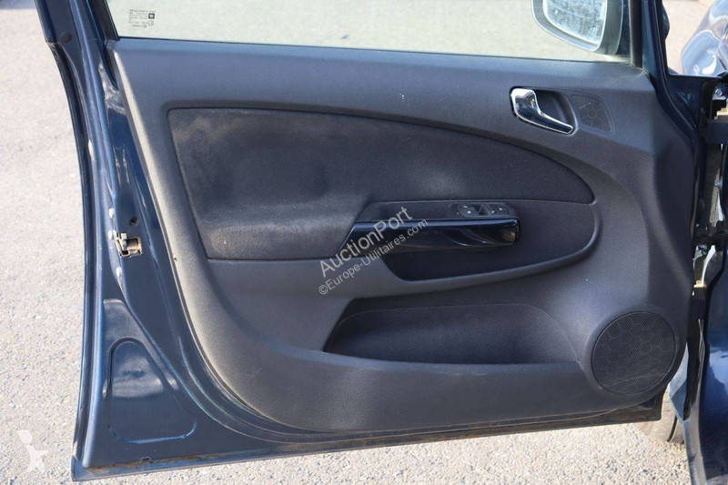 Véhicule utilitaire Opel