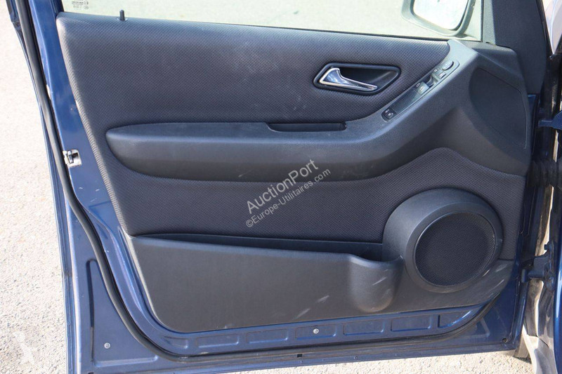 Véhicule utilitaire Mercedes A180 A-lasse