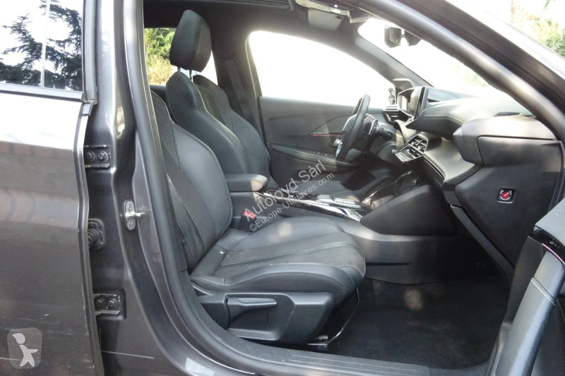 Véhicule utilitaire Peugeot 1,2 PURETECH 130 BVA