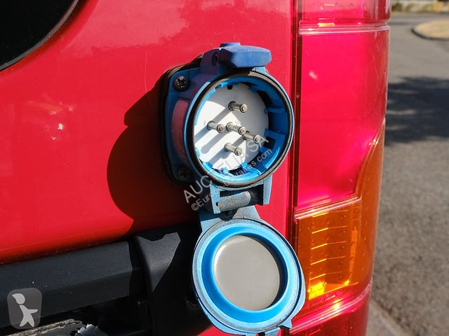 Véhicule utilitaire Renault 4X4