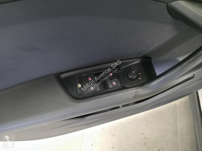 Véhicule utilitaire Audi Allstreet 1.0 30 TFSI...